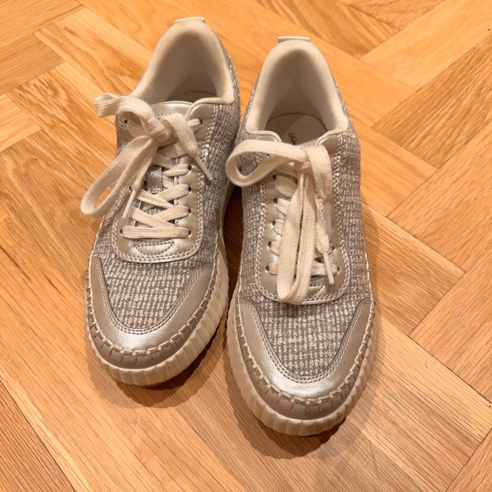 Universal Thread Memory Foam Sneaker - image 1